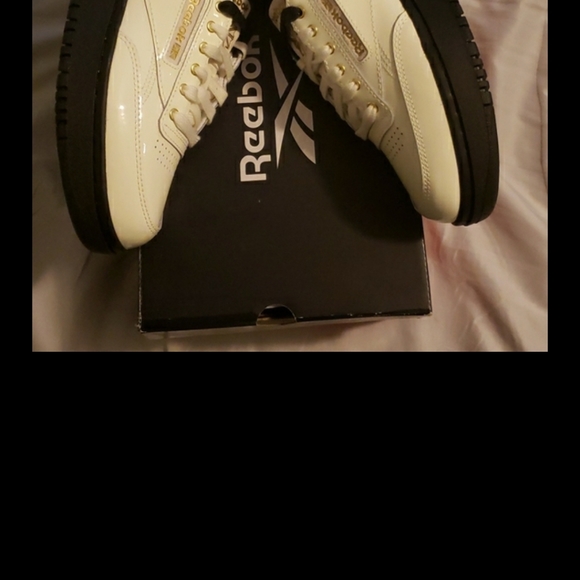 Club C Double  Cardi B - Picture 3 of 9